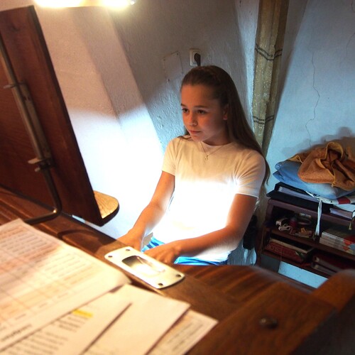 OLYMPUS DIGITAL CAMERA